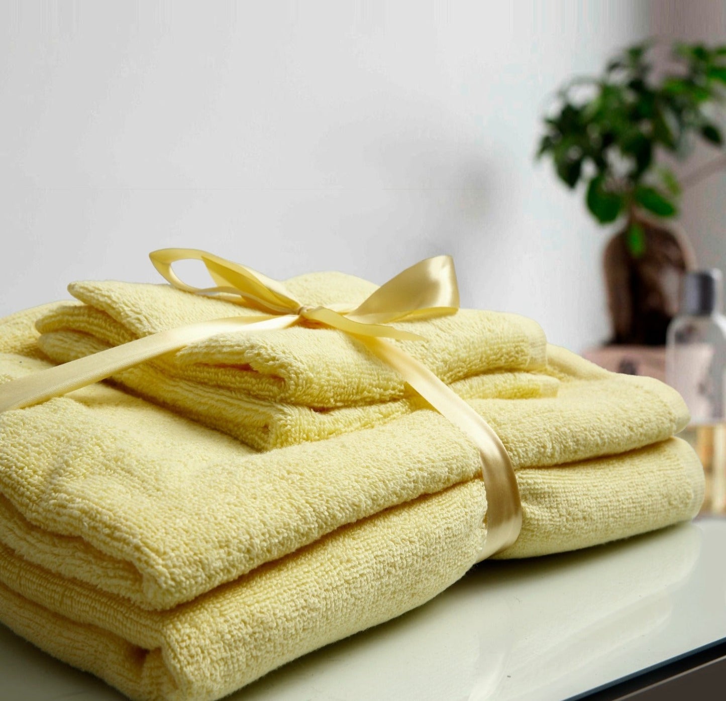 4 PCs Towel Pack- Yellow Bath Towels & Washcloths Apricot