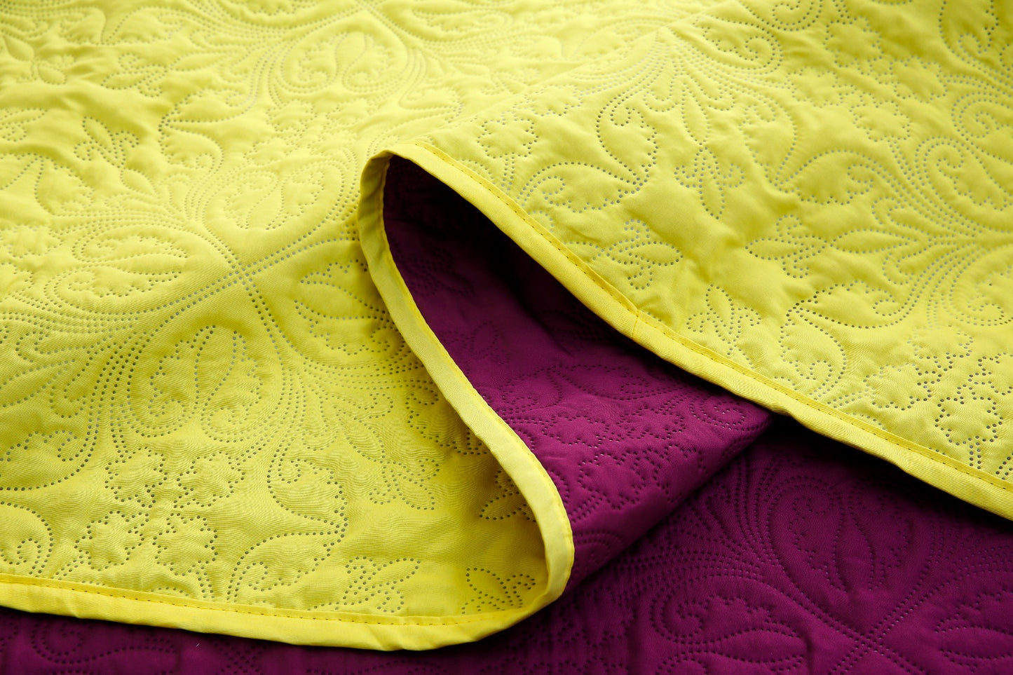 7 PCs Ultrasonic Bed Spread Set-Yellow Over Plum Bed Spread Apricot