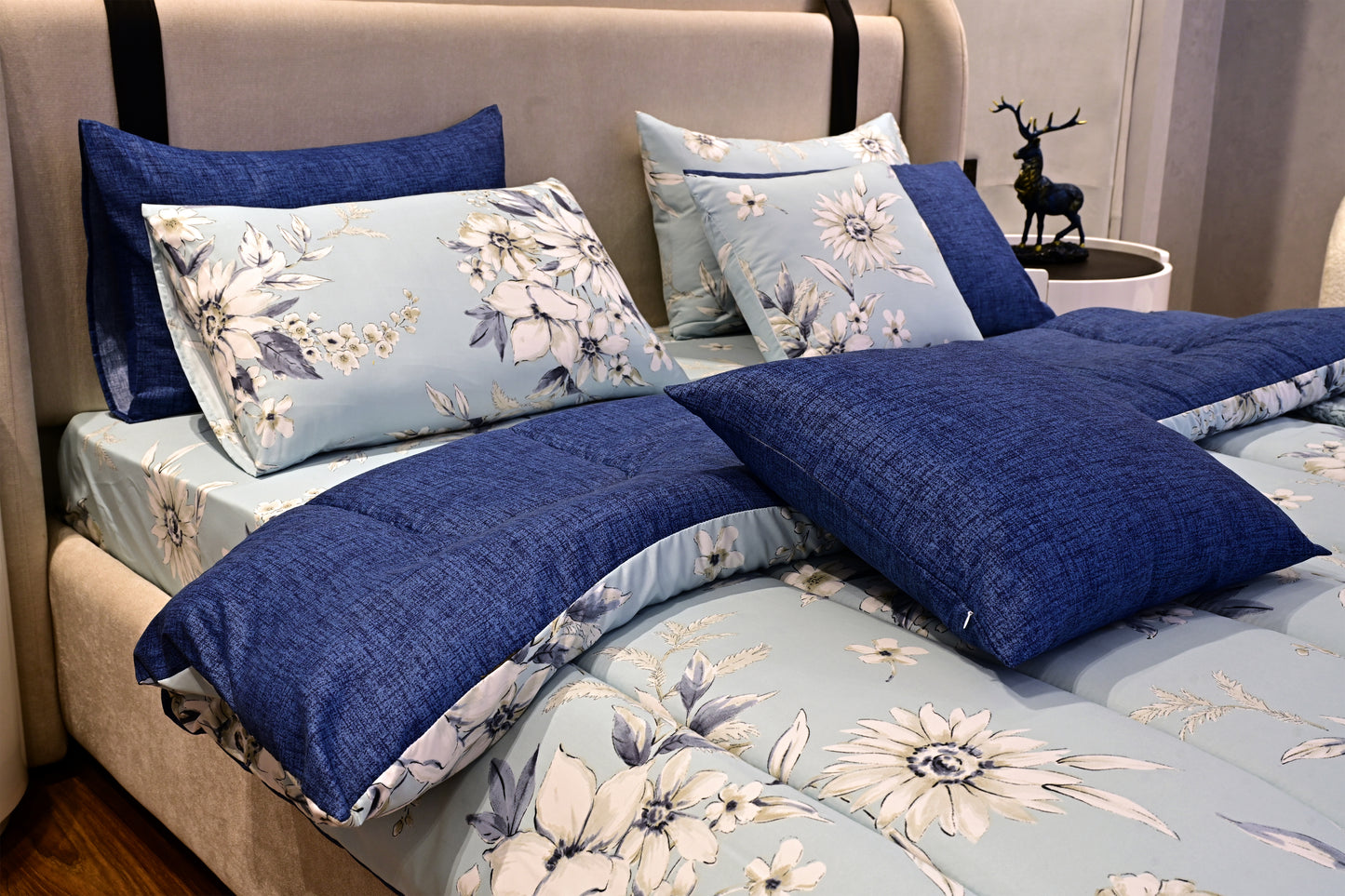 8 PCs Winter Comforter Set-Pale Bloom Comforters Apricot