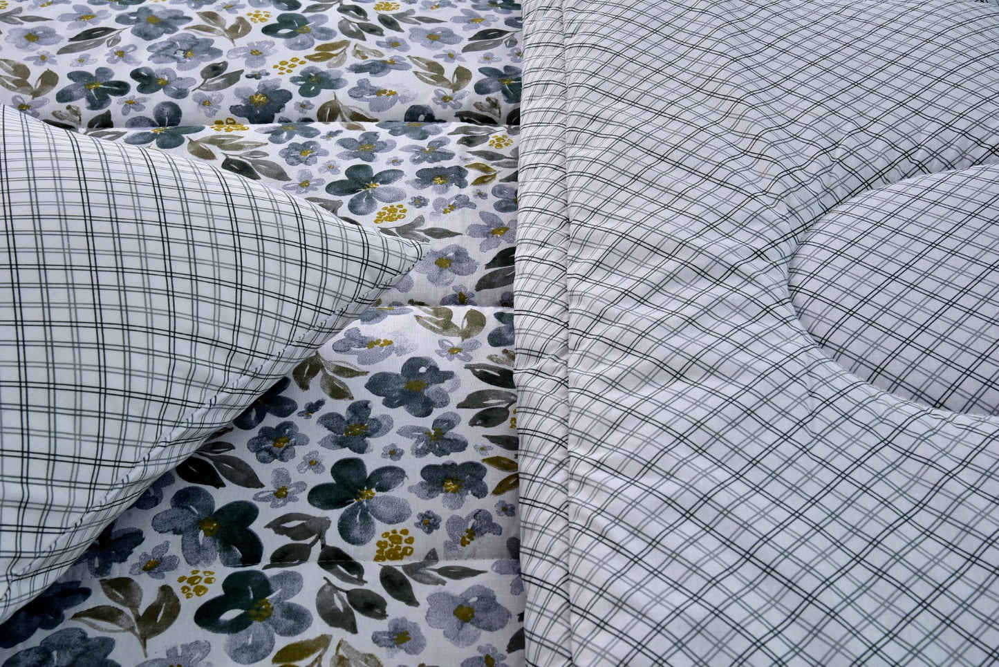 8 PCs Winter Comforter Set-Patrol Flower