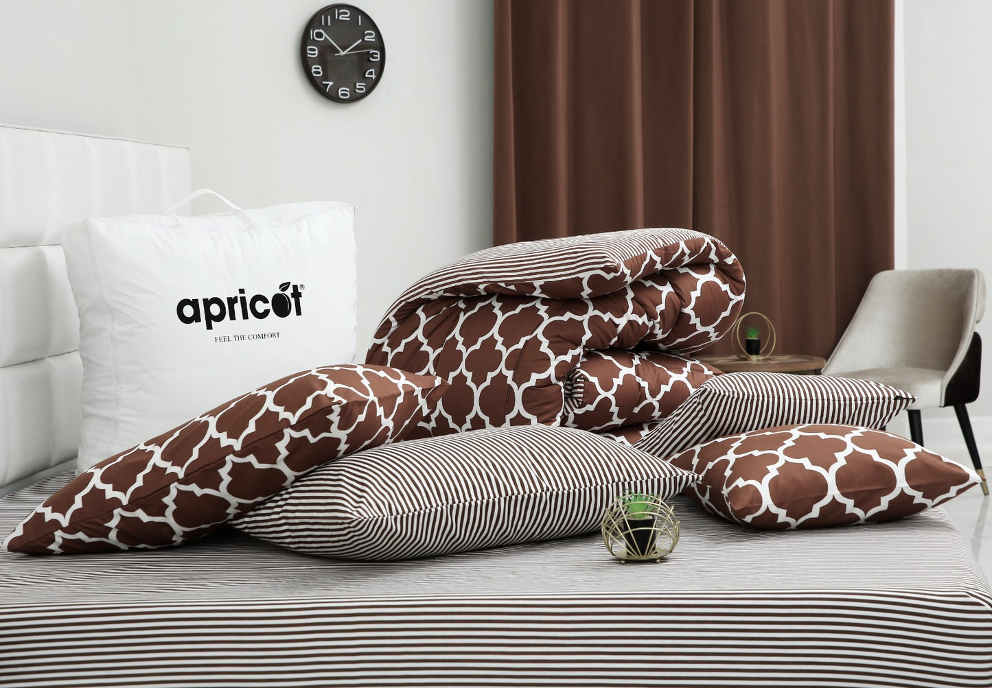 8 PCs Winter Comforter Set-Brown Geometric Comforters Apricot