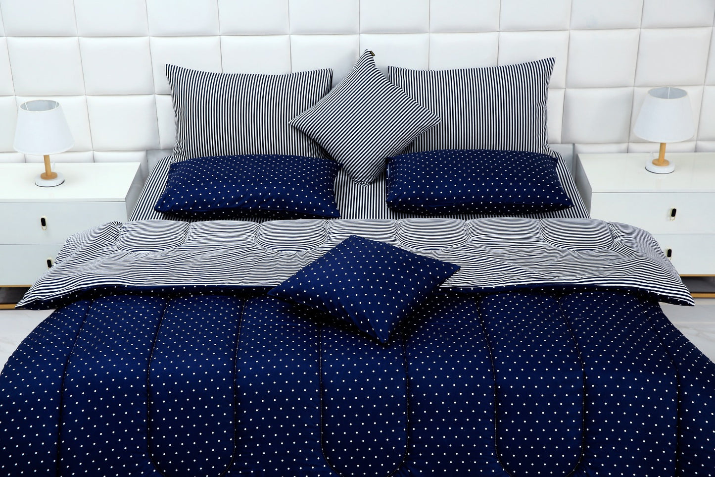 8 PCs Winter Comforter Set-Blue Polka Comforters Apricot