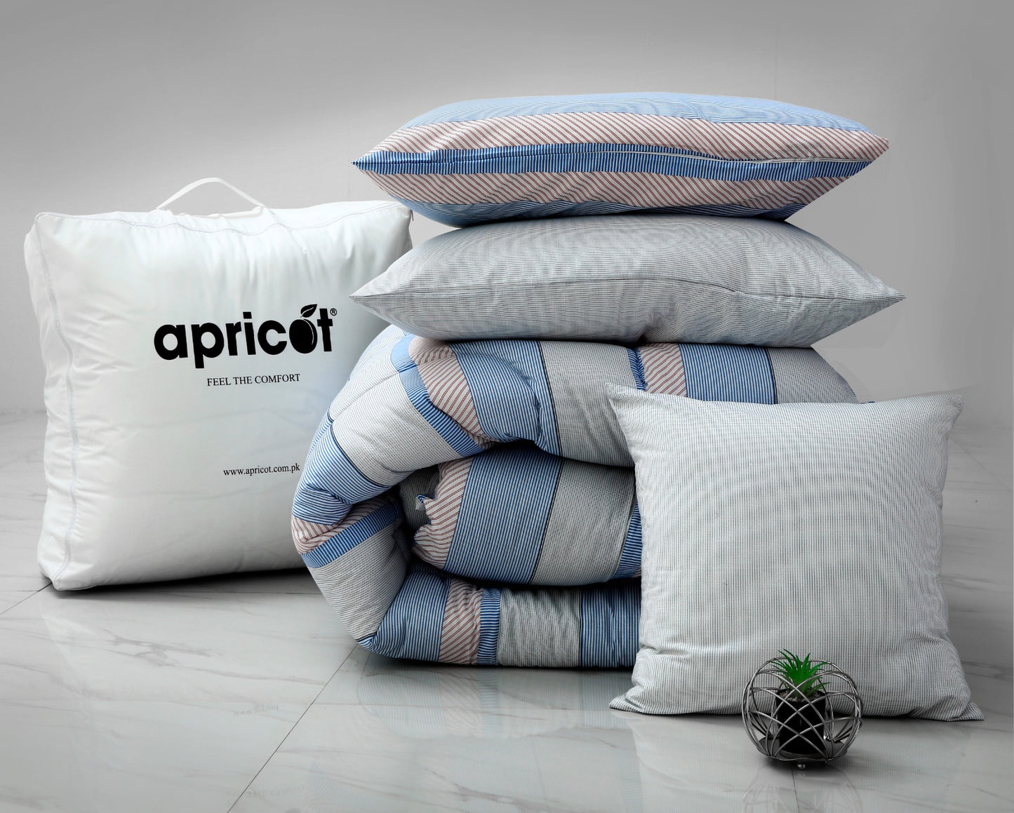 8 PCs Winter Comforter Set-Marshmallow Comforters Apricot