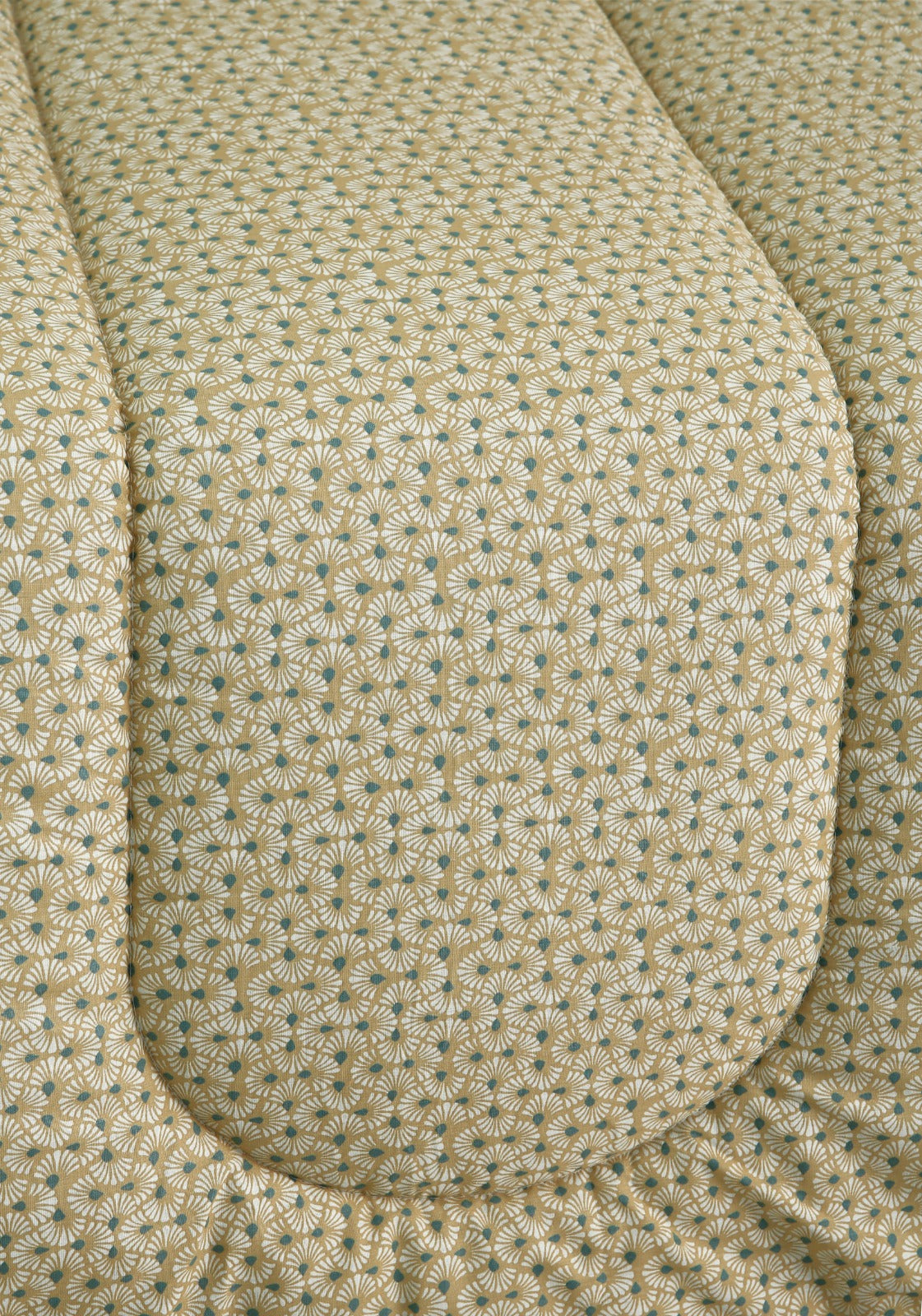 8 PCs Winter Comforter Set-Day Lilly Comforters Apricot