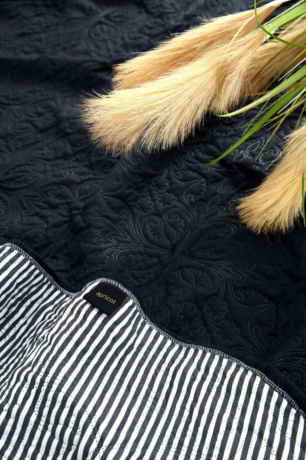 6 PCs Dyed Bed Spread Set-Black Bed Spread Apricot