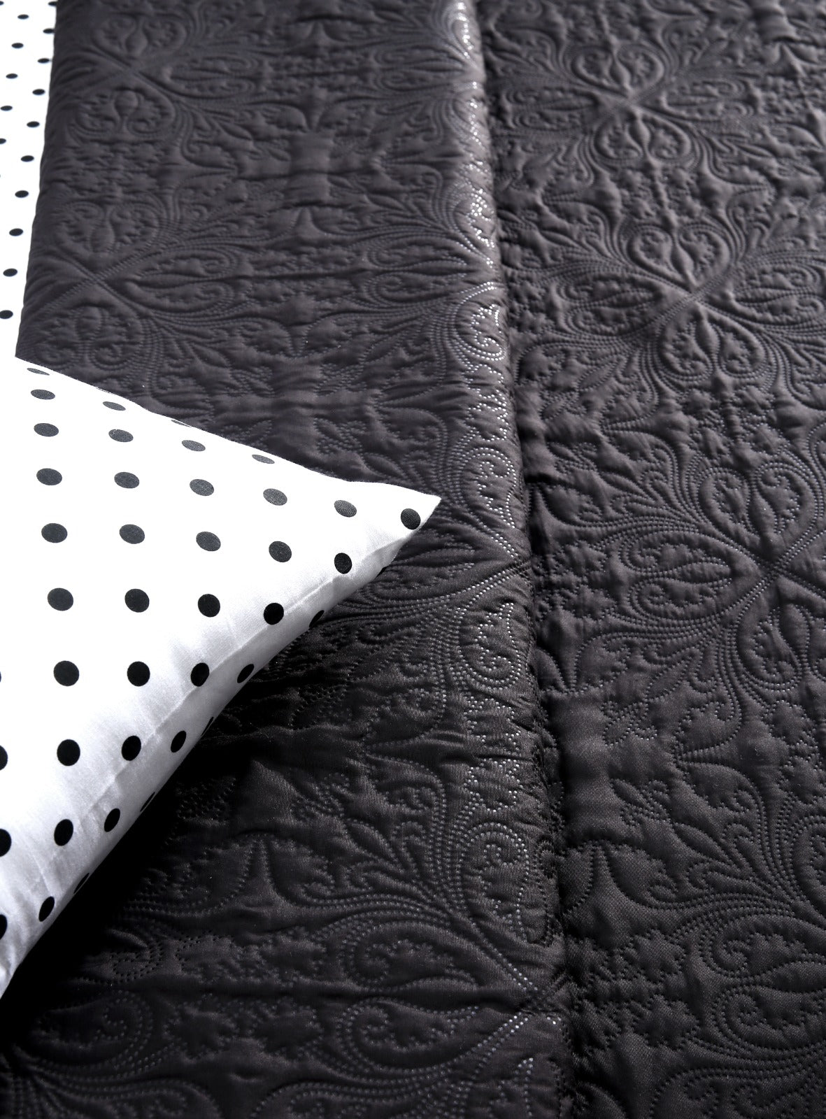 6 PCs Dyed Bed Spread Set-Black Bold Polka Bed Spread Apricot