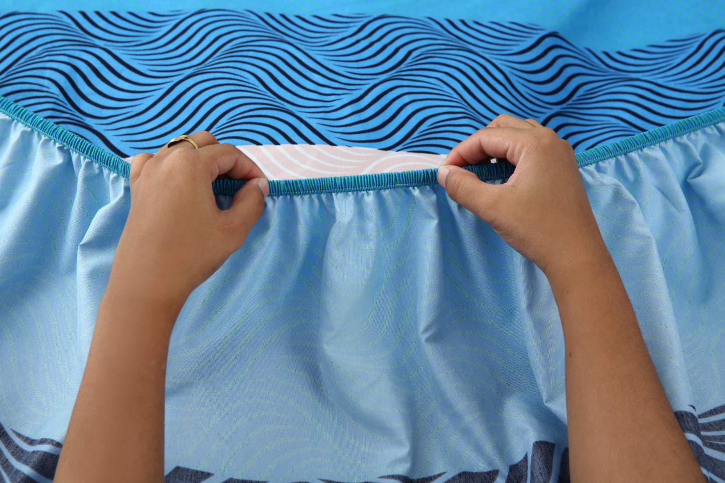 Fitted Bed Sheet-Aqua Wave Fitted Sheets Apricot