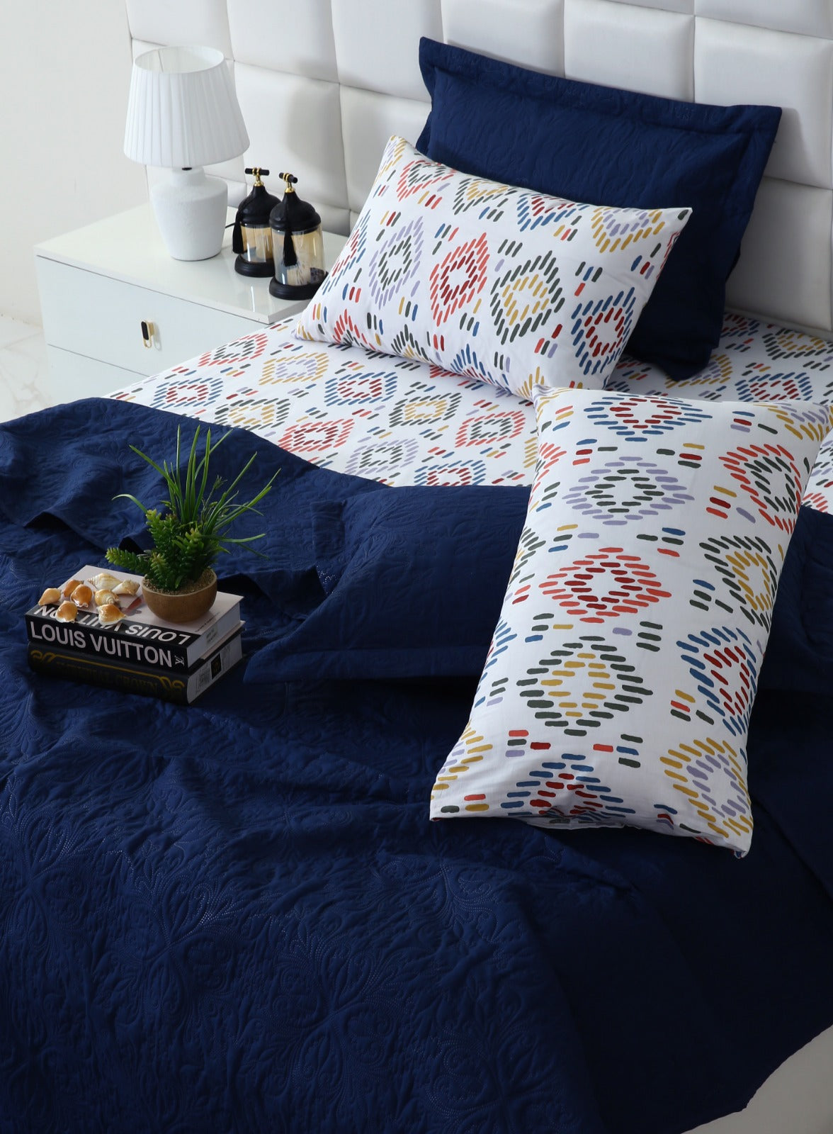 6 PCs Luxury Bed Spread Set-Rainbow Diamond Bed Spread Apricot
