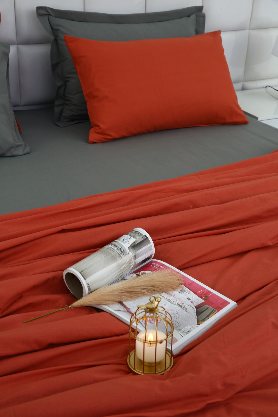 6 PCs Luxury Satin Dyed Duvet Cover Set-Grey Over Rust Duvet Cover Apricot