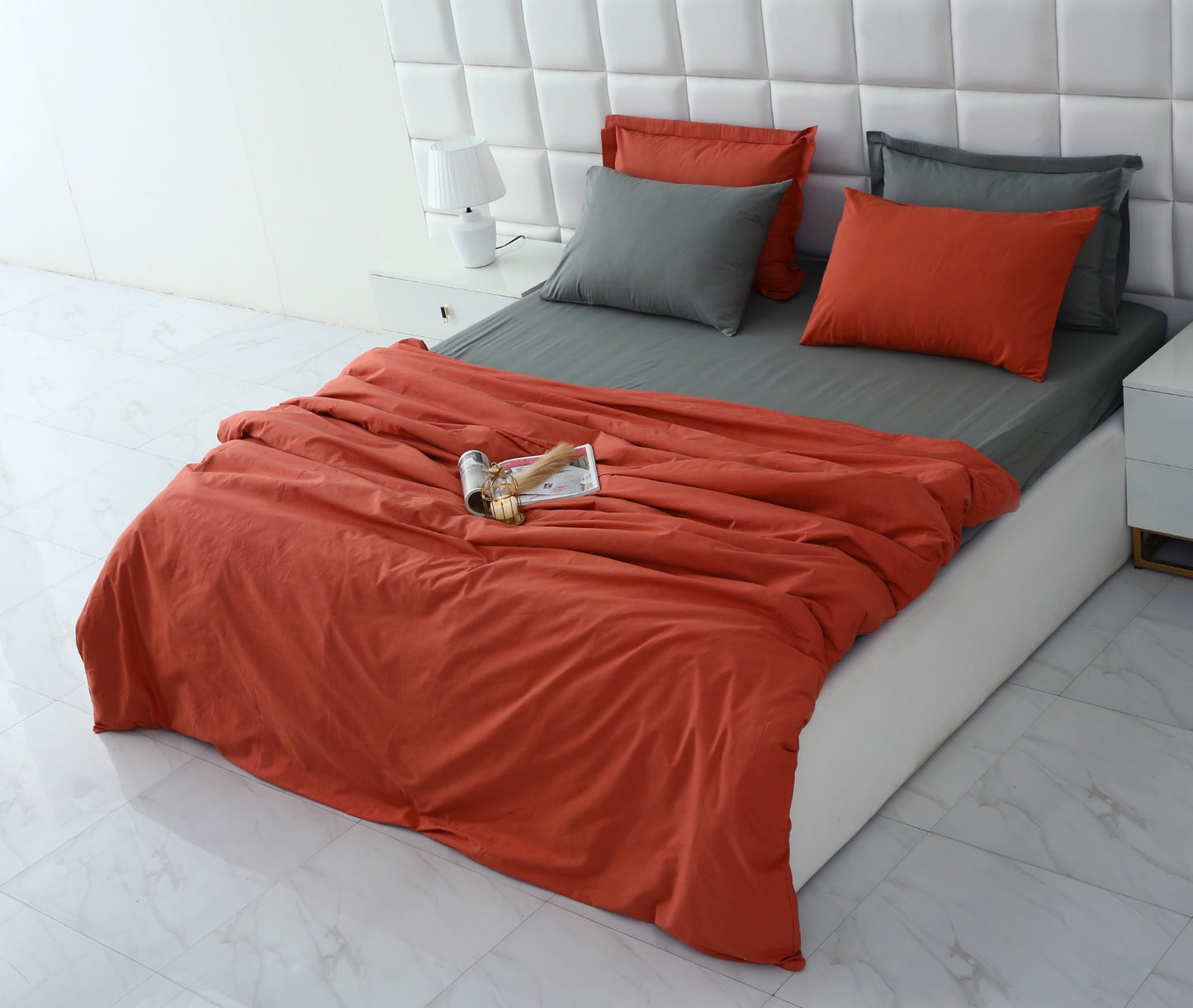 6 PCs Luxury Satin Dyed Duvet Cover Set-Grey Over Rust Duvet Cover Apricot