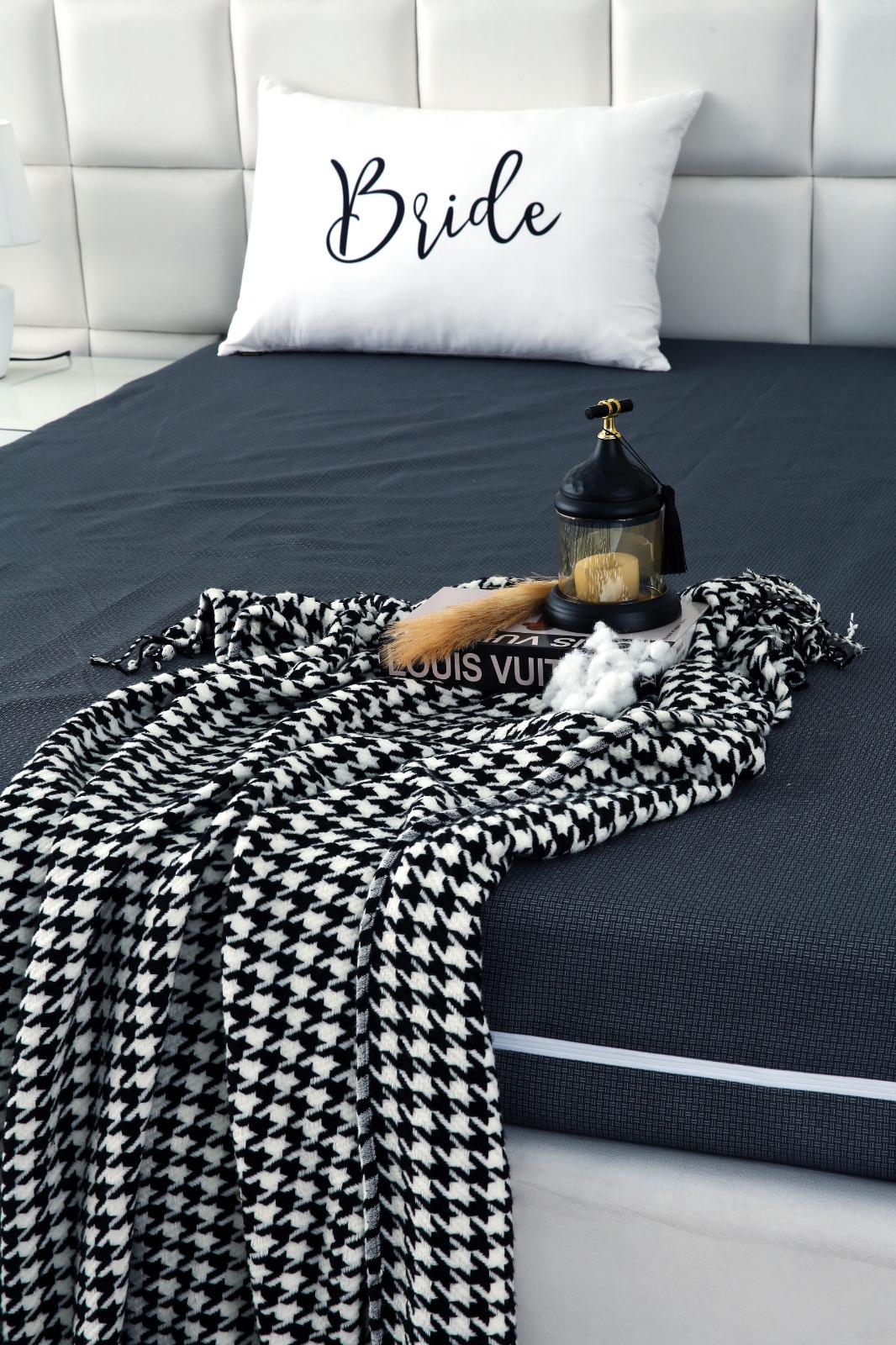 Zipper Mattress Cover Printed-Grey Texture Protectors Apricot