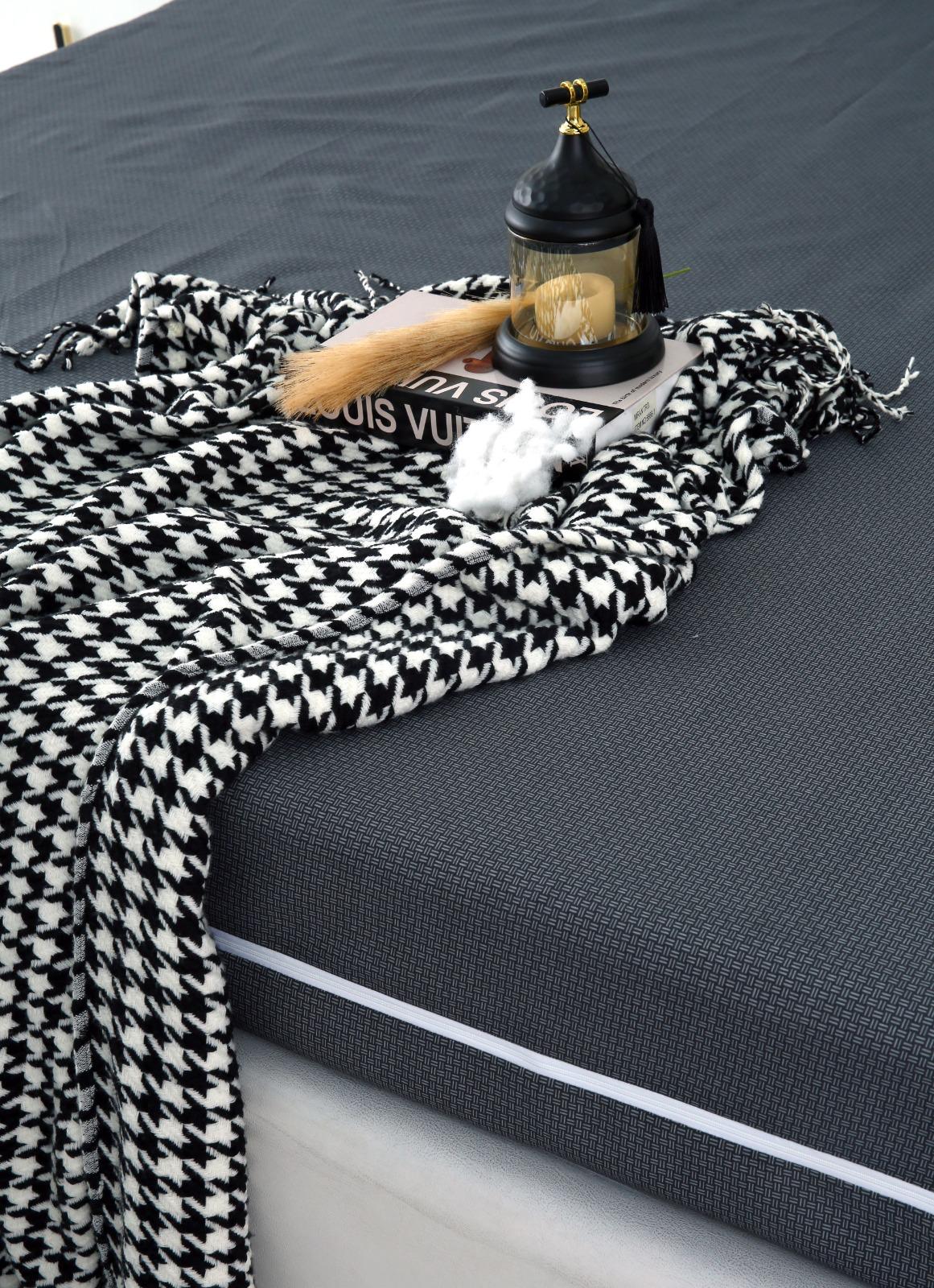 Zipper Mattress Cover Printed-Grey Texture Protectors Apricot