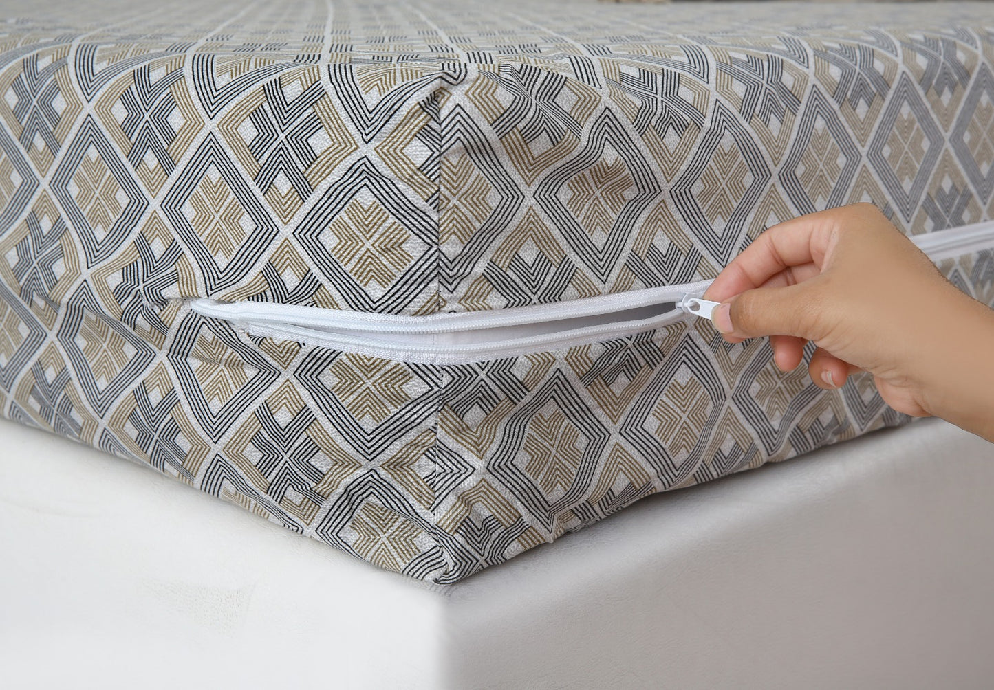 Zipper Mattress Cover Printed-Retro Protectors Apricot