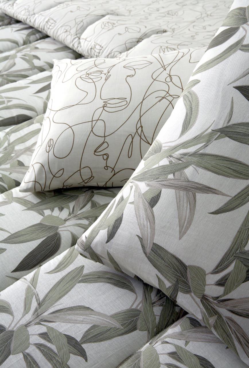 8 PCs Winter Comforter Set-Pine