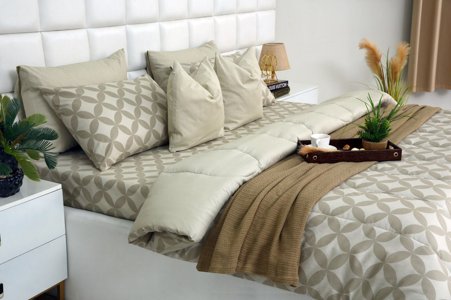 8 PCs Winter Comforter Set-Russet Comforters Apricot