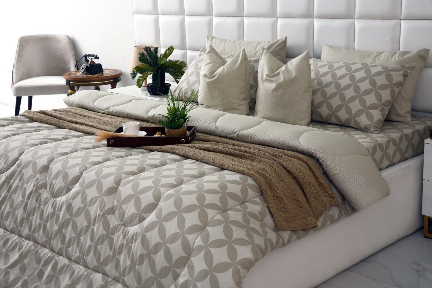 8 PCs Winter Comforter Set-Russet