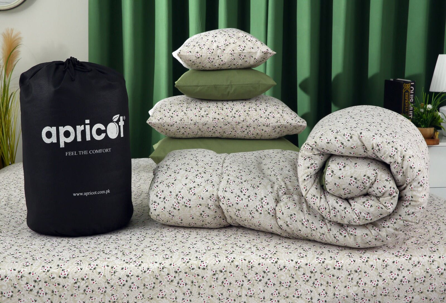 8 PCs Winter Comforter Set-Tiny Flowers