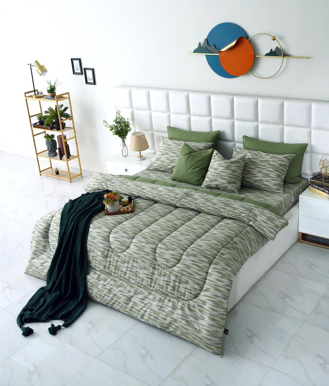 8 PCs Winter Comforter Set-Dense