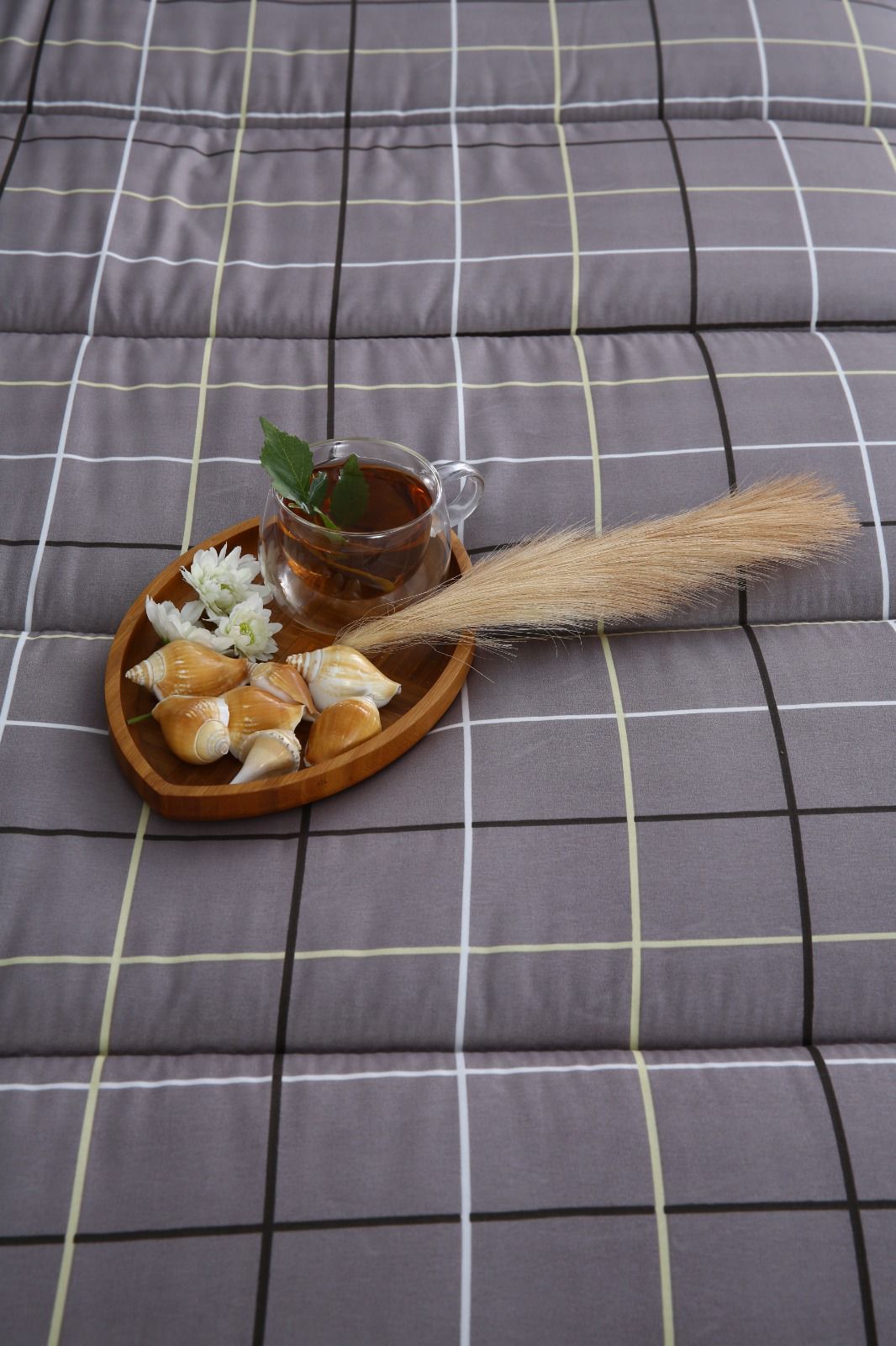 8 PCs Winter Comforter Set-Grey Check