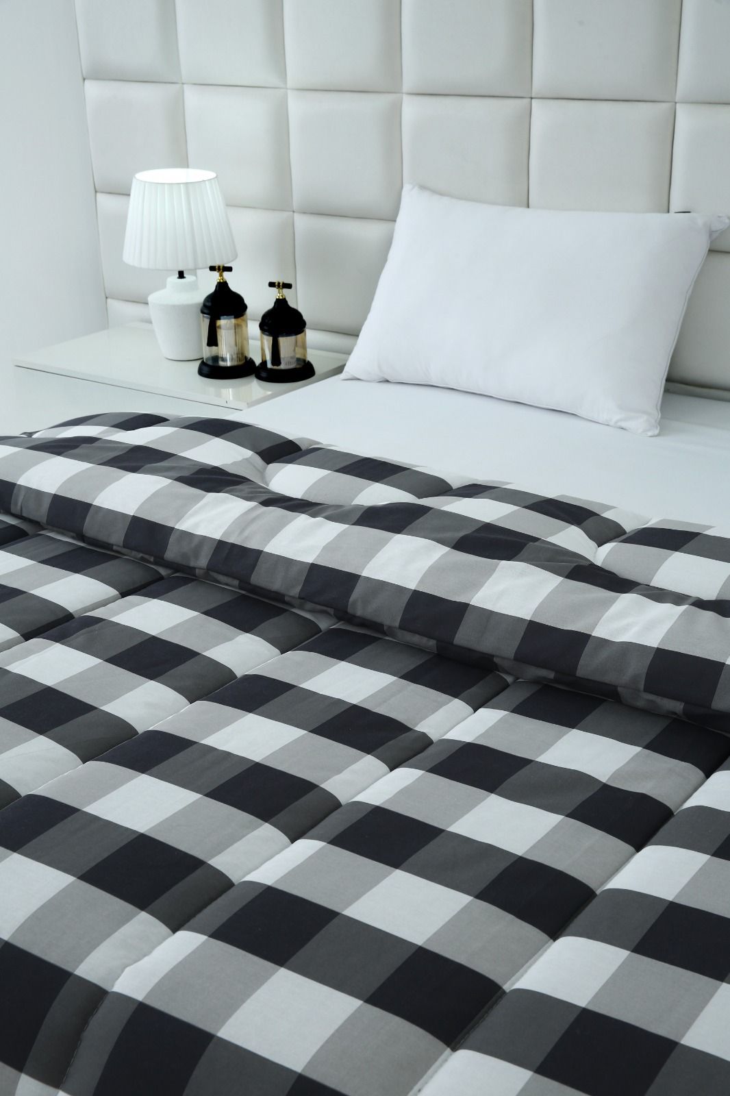 1 PC Double Winter Comforter-DC001 Comforters Apricot