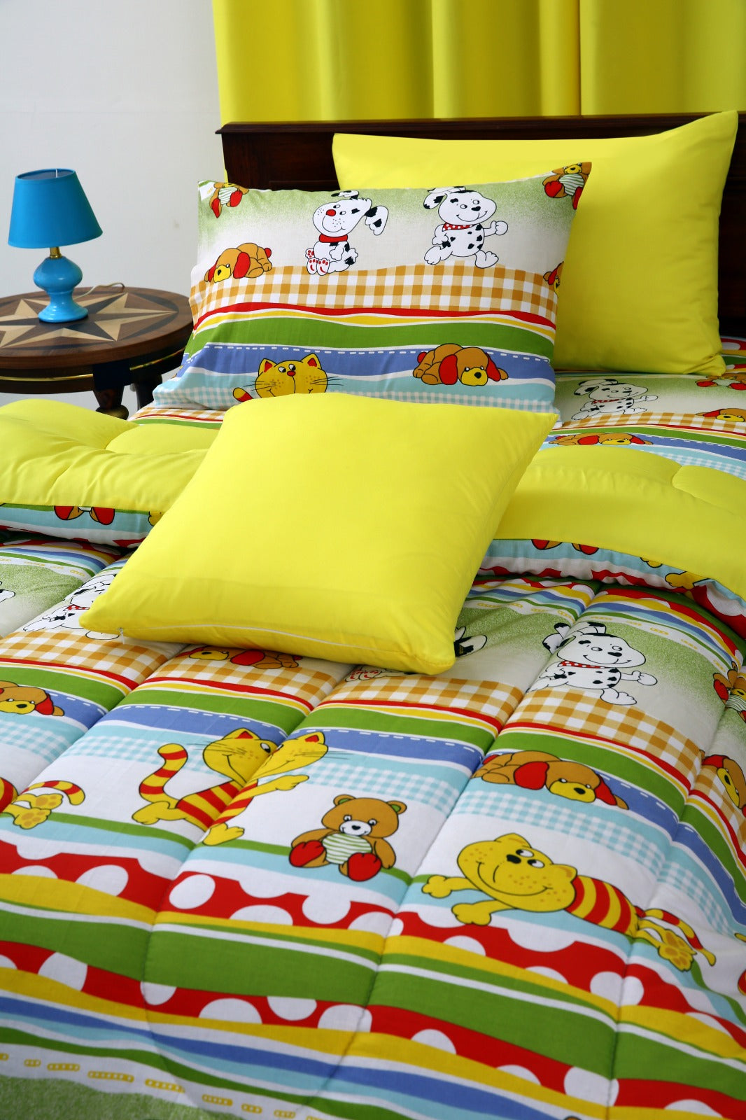 5 PCs Single Razai Set-Puppies Party(With Yellow Reverse) Comforters Apricot