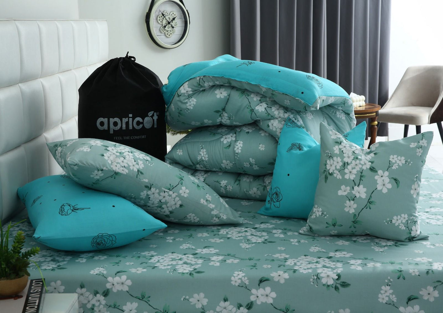 8 PCs Winter Razai Set-White Flowers Comforters Apricot