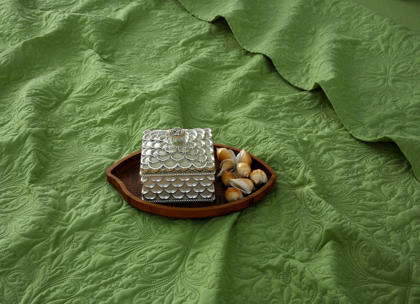 6 PCs Bed Spread Set- Olive Bed Spread Apricot