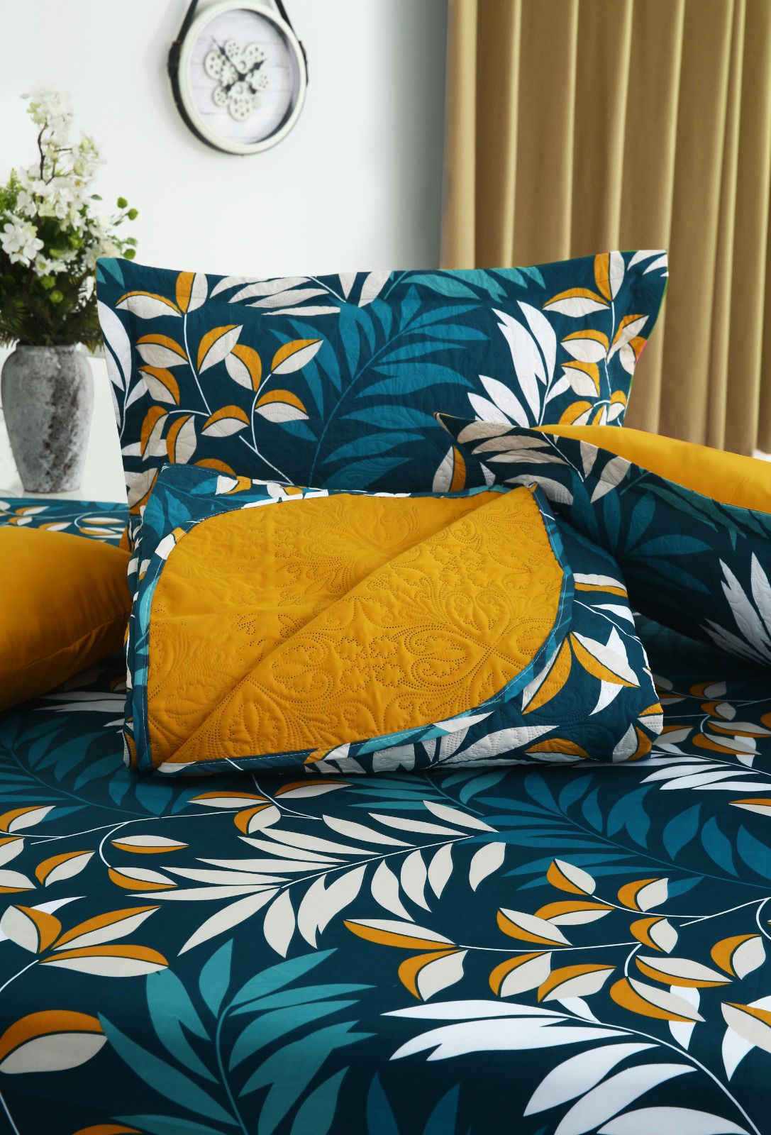 6 PCs Bed Spread Set- Tropicals Bed Spread Apricot