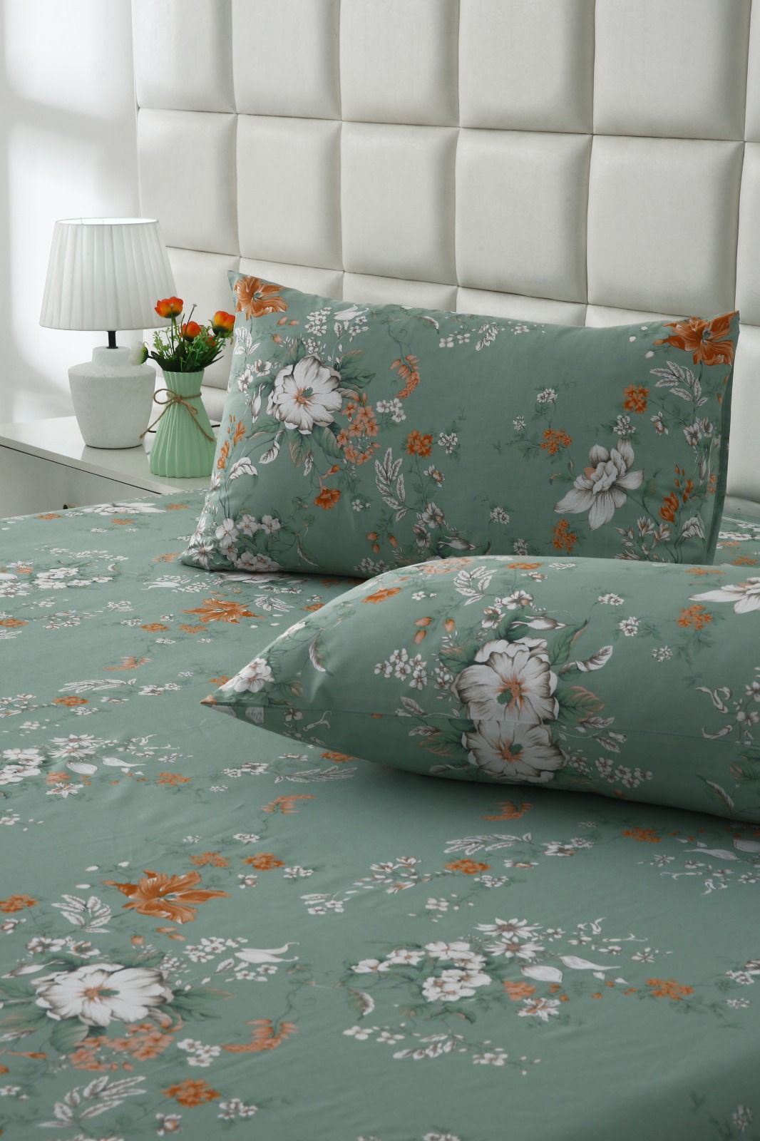 3 PCs Double Bed Sheet With Same Packing- White Dahlia Bed Sheets Apricot