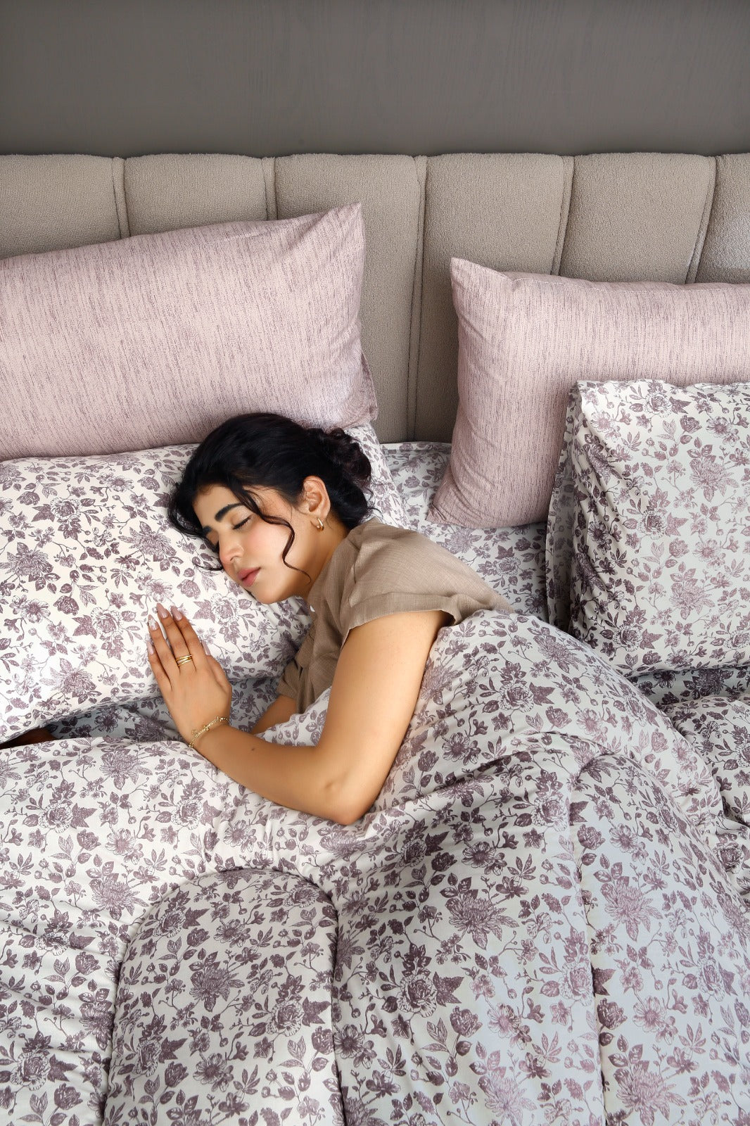 5 PCs Single Razai Set- Floral Whisper Comforters Apricot