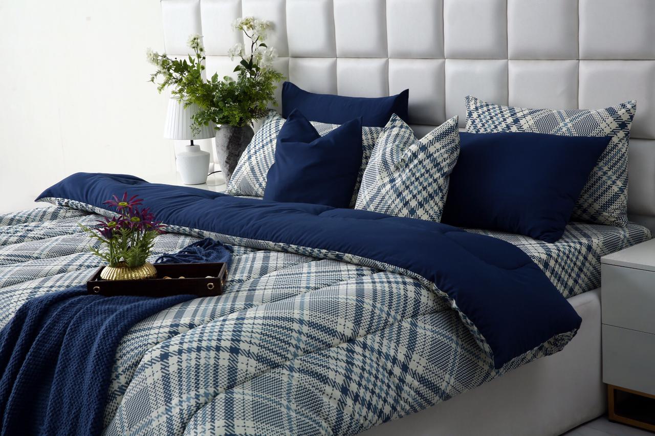8 PCs Winter Comforter Set-Blue Check