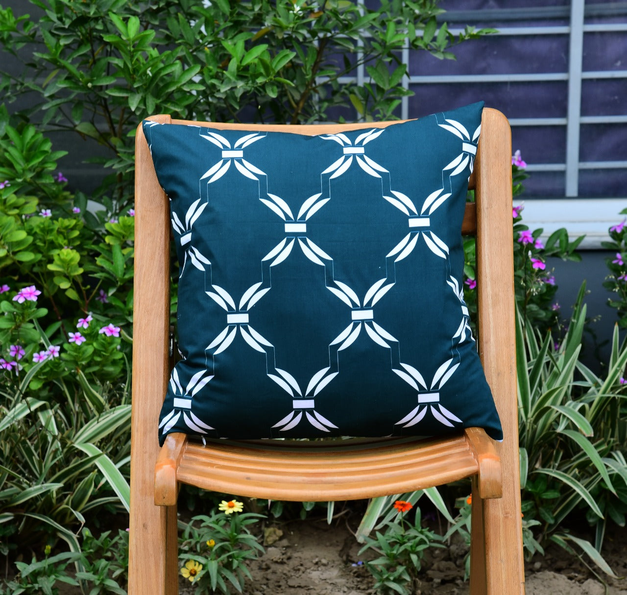 6 PCs Digital Printed Cotton Cushions-Swans cushions Apricot