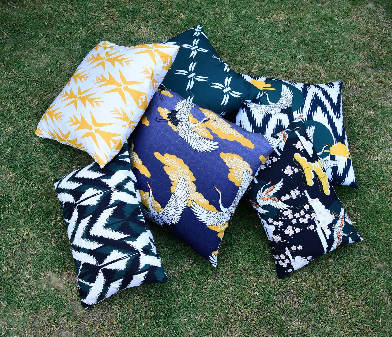 6 PCs Digital Printed Cotton Cushions-Swans cushions Apricot