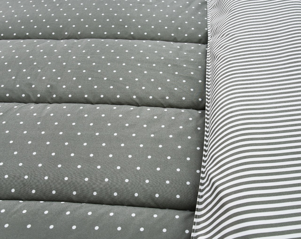 1 PC Double Winter Comforter-Grey Polka Comforters Apricot   