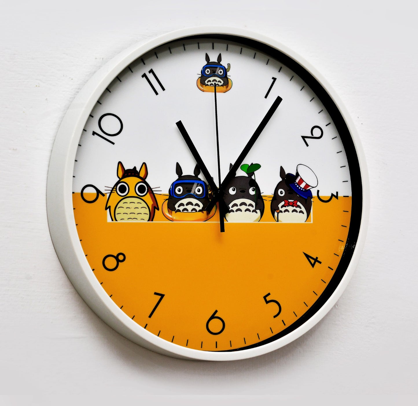 30 Cm Wall Clock- Anime Family Clock Apricot   