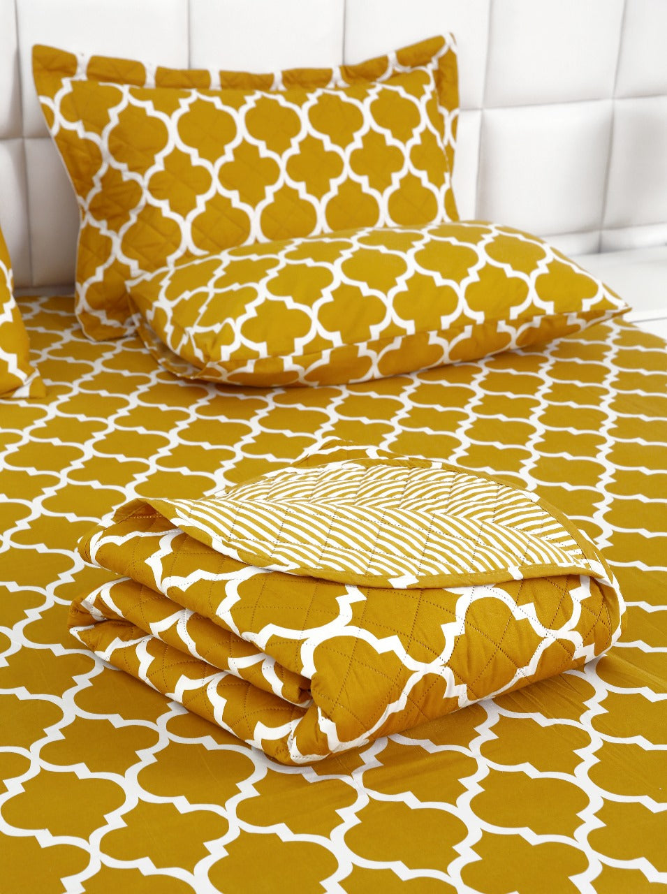 6 PCs Bed Spread Set-Mustard Geometric Bed Spread Apricot   