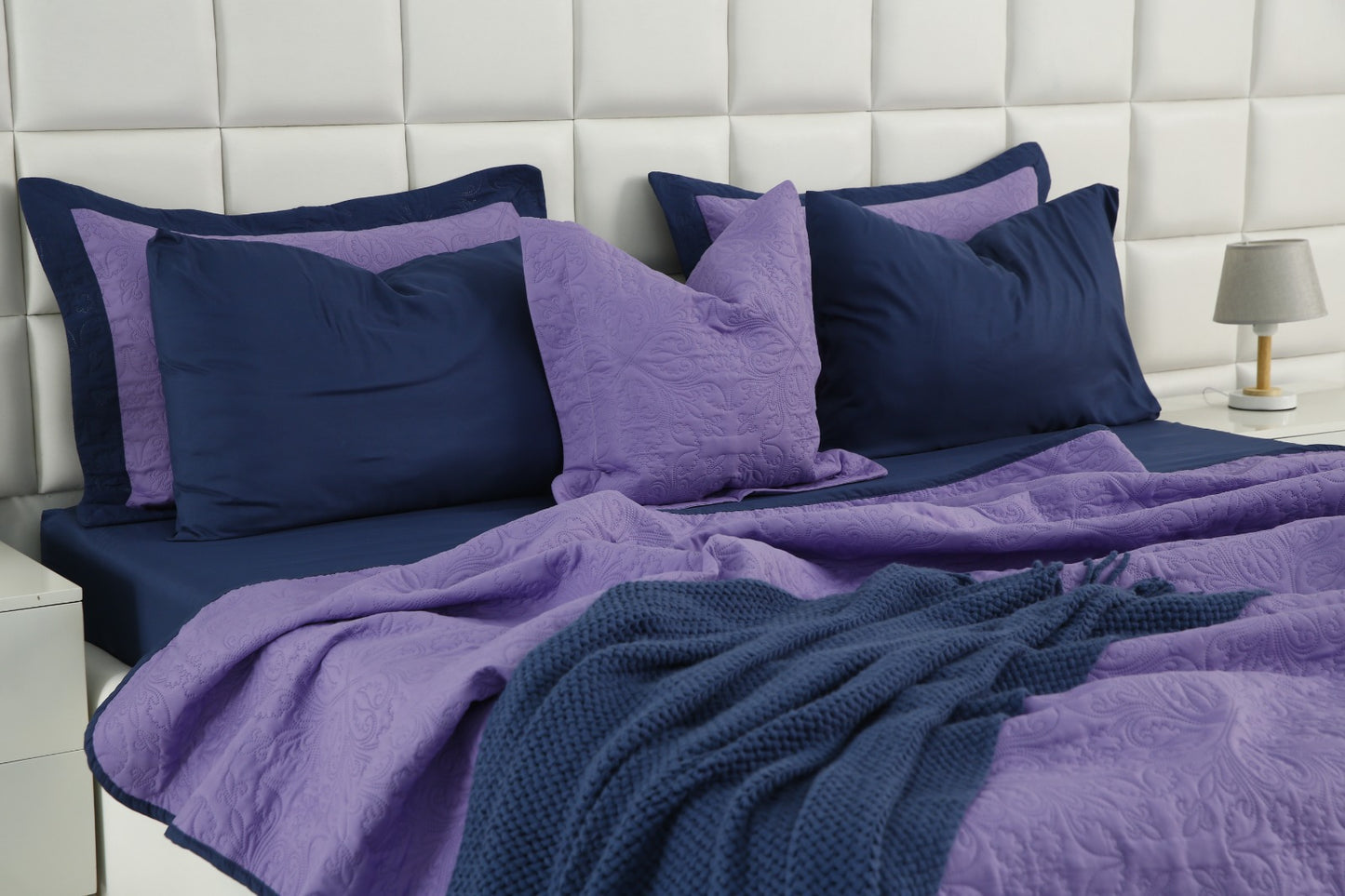 7 PCs Ultrasonic Bed Spread Set-Navy Blue Over Purple Bed Spread Apricot   