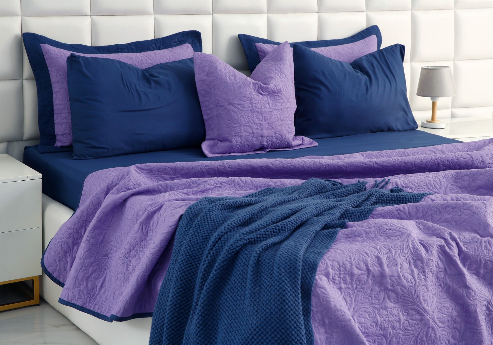 7 PCs Ultrasonic Bed Spread Set-Navy Blue Over Purple Bed Spread Apricot   