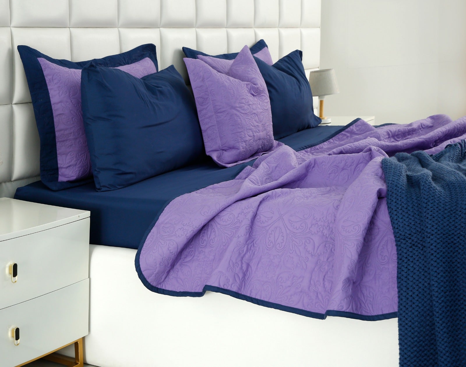 7 PCs Ultrasonic Bed Spread Set-Navy Blue Over Purple Bed Spread Apricot   