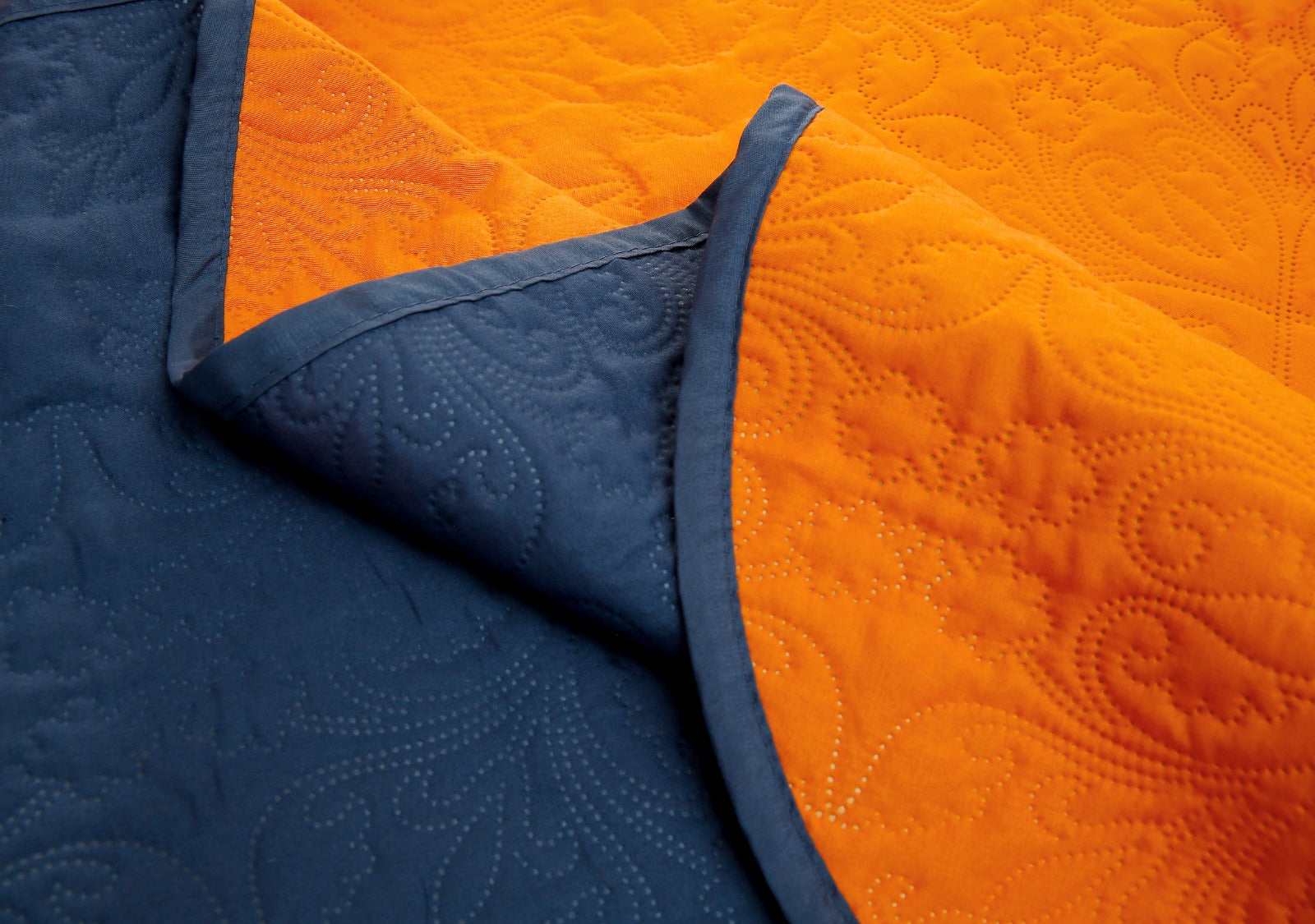 7 PCs Ultrasonic Bed Spread Set-Navy Blue over Orange Bed Spread Apricot   