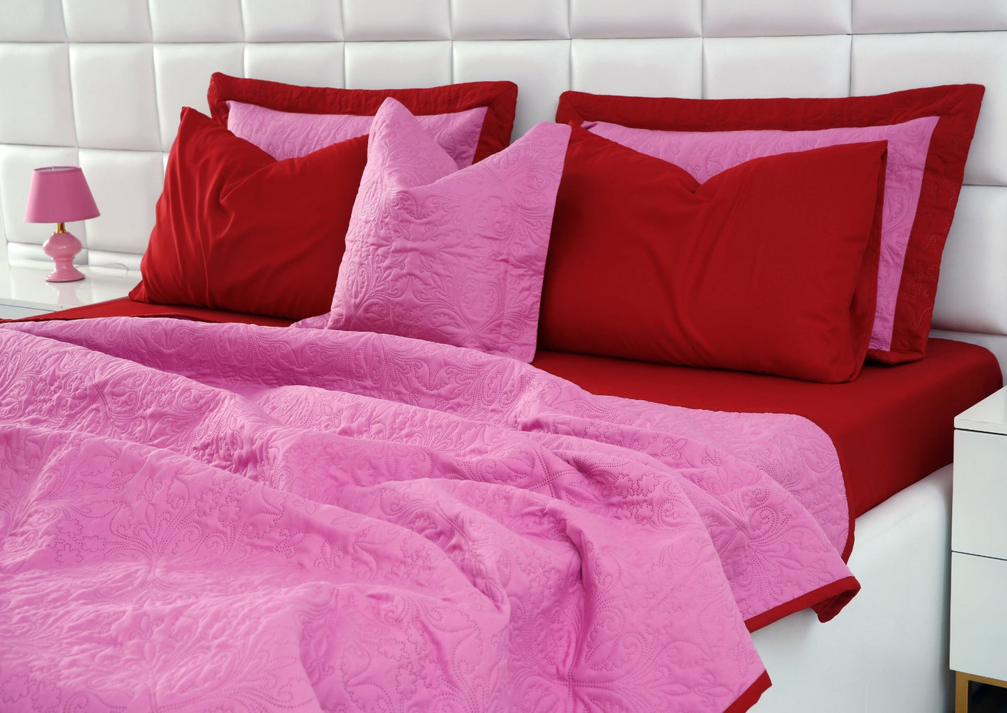 7 PCs Ultrasonic Bed Spread Set-Red over Lilac Bed Spread Apricot   