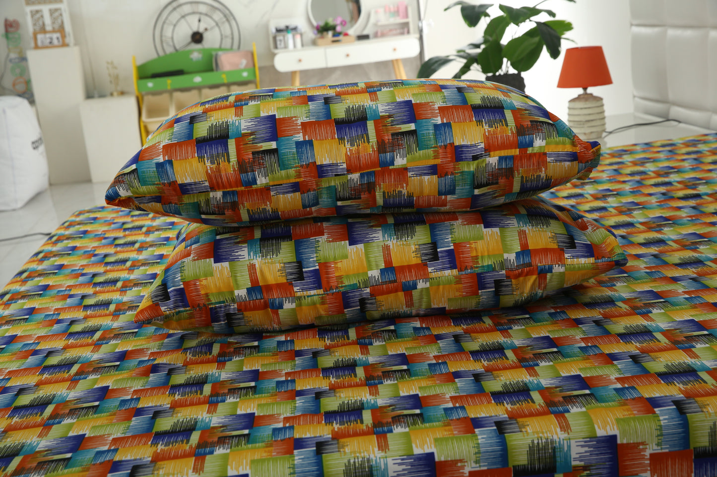 2Pcs Single Bed Sheet- Coral Rush