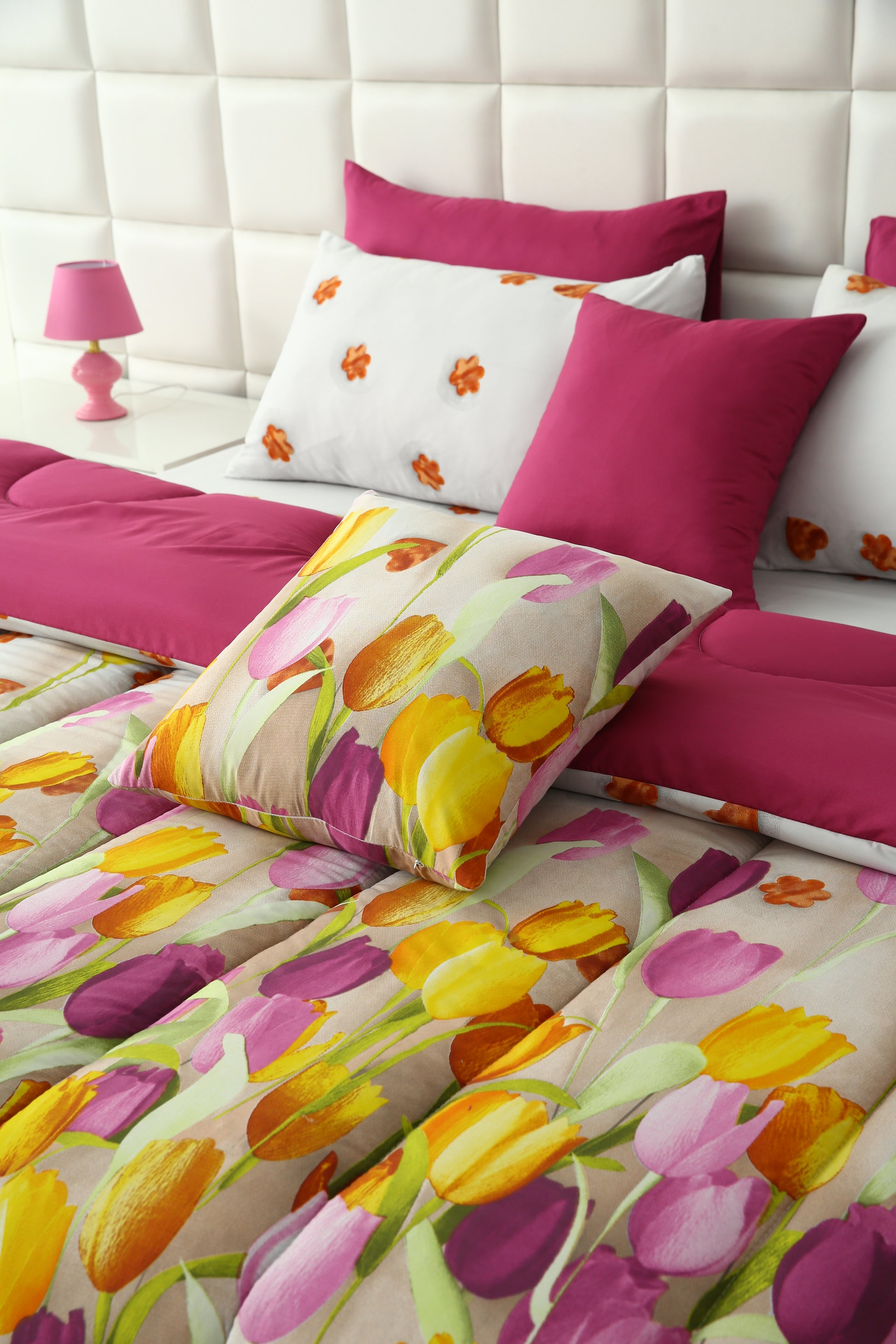 8 PCs Winter Comforter Set-White Tulip(with Plum Reverse) Comforters Apricot