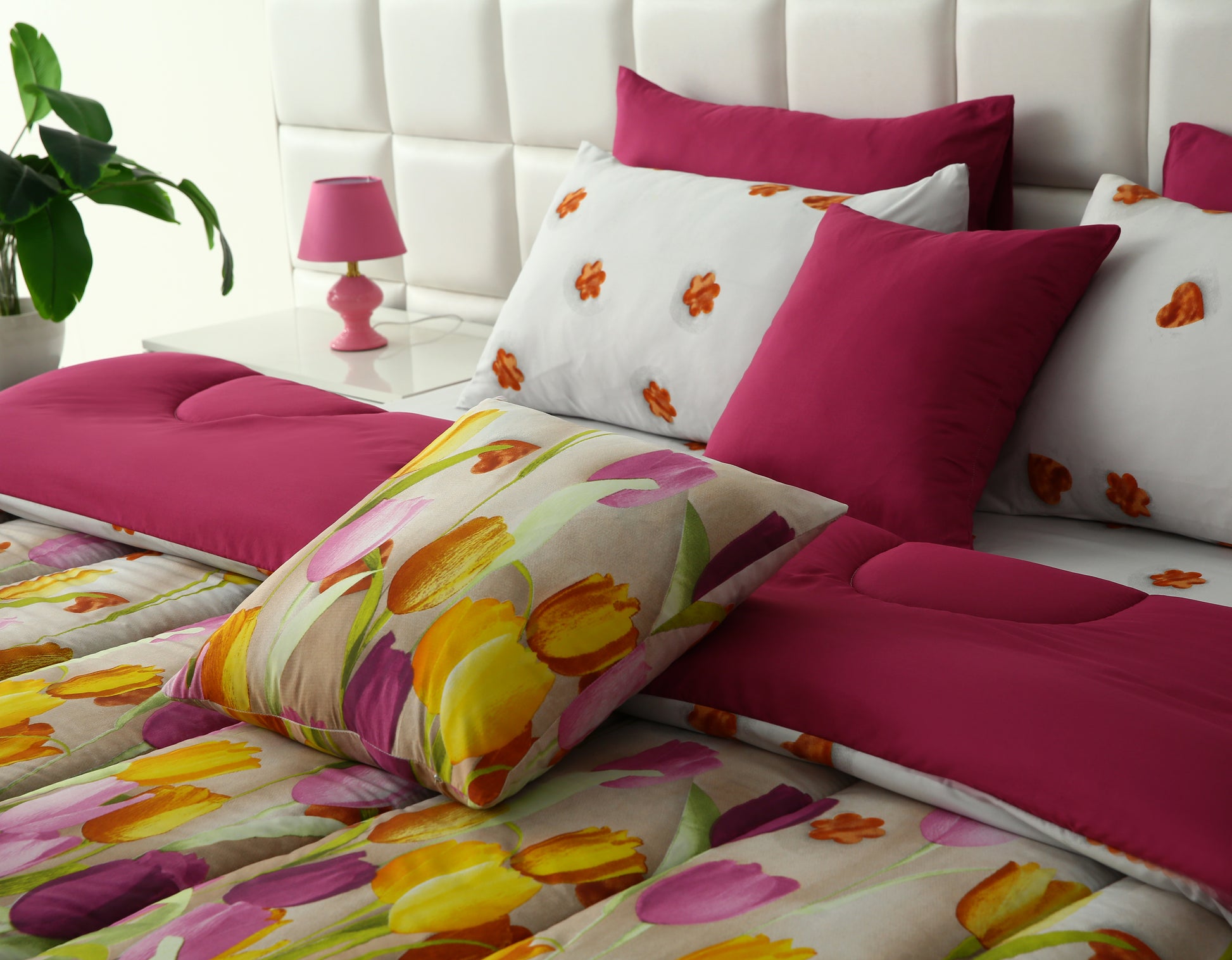 5 PCs Single Comforter Set-White Tulip(With Plum Reverse) Comforters Apricot