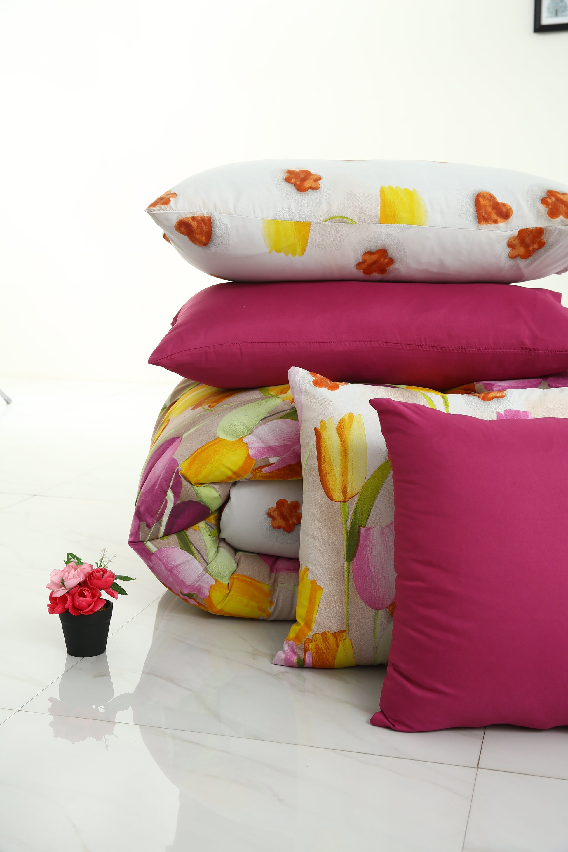 8 PCs Winter Comforter Set-White Tulip(with Plum Reverse) Comforters Apricot