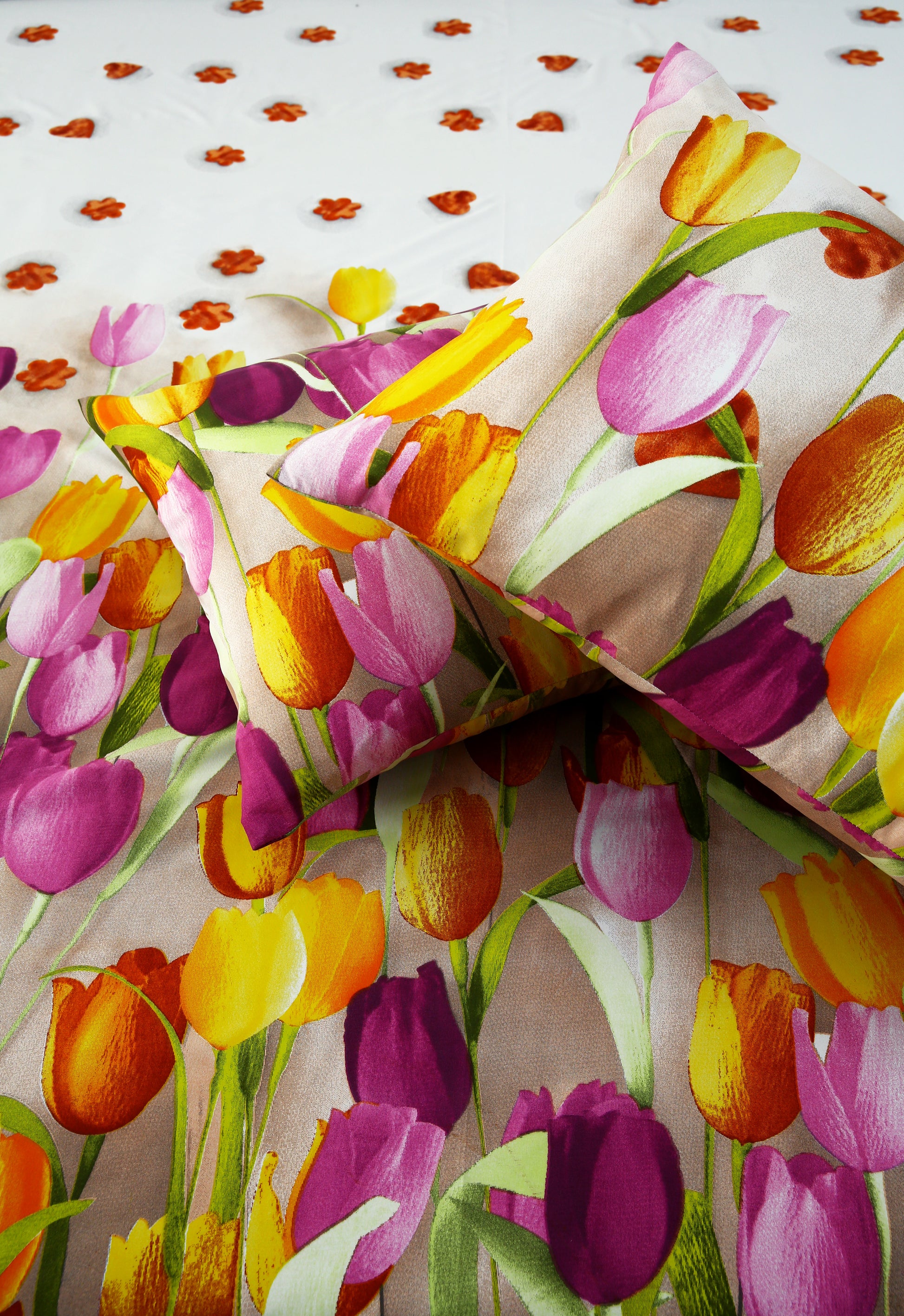 3 PCs Double Bed Sheet-White Tulip Bed Sheets Apricot