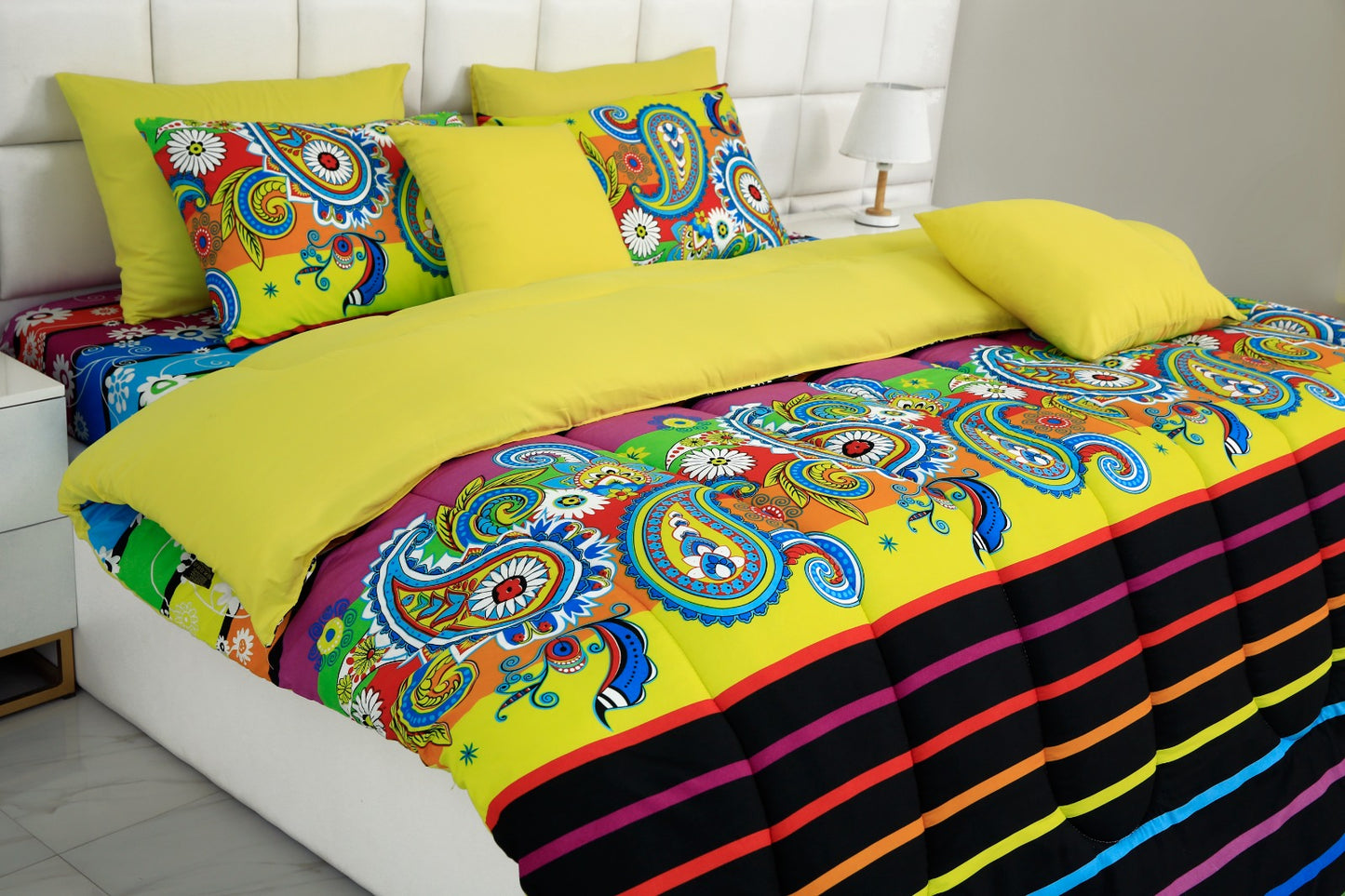 8 PCs Winter Comforter Set-14929 Multi Flowers(Yellow Reverse) Comforters Apricot   