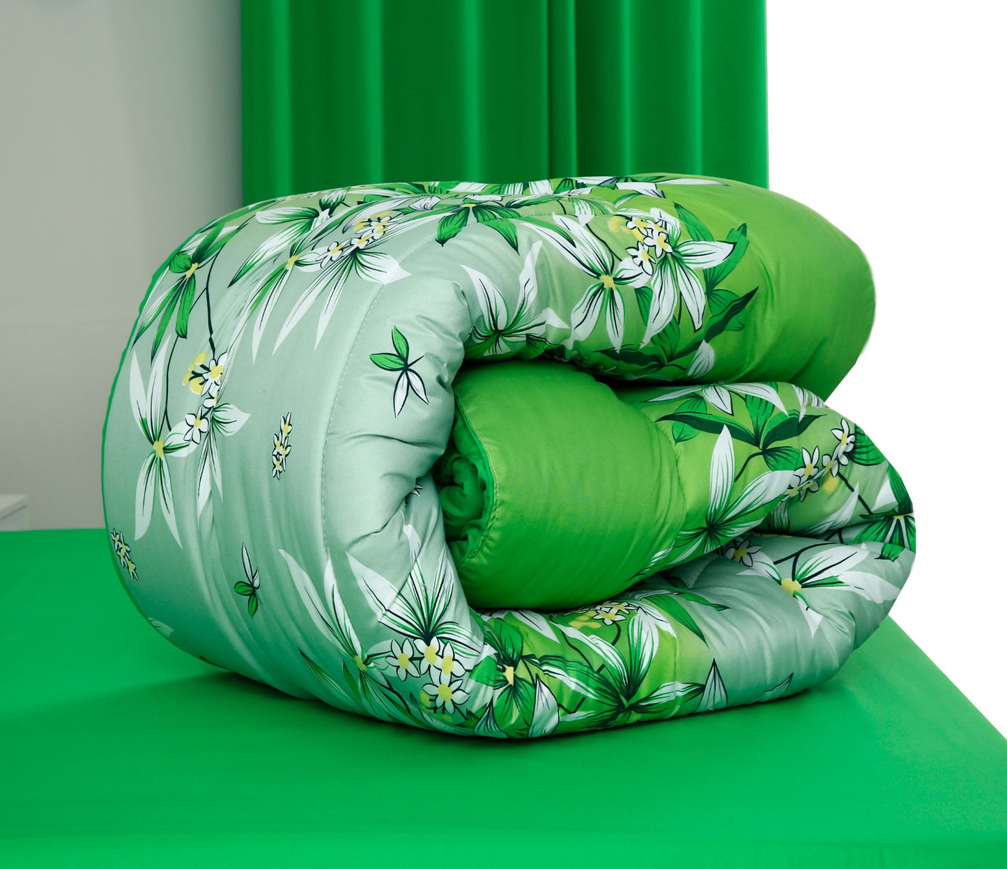 8 PCs Winter Comforter Set-15012Green Gold(With Dyed FittedSheet) Comforters Apricot   