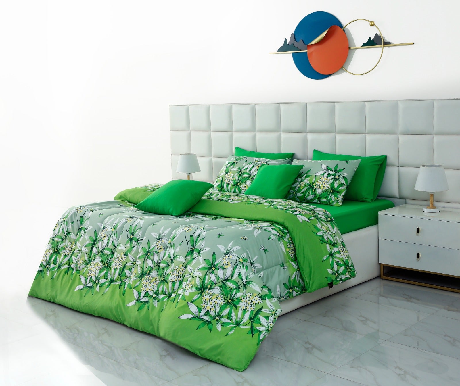 8 PCs Winter Comforter Set-15012Green Gold(With Dyed FittedSheet) Comforters Apricot   