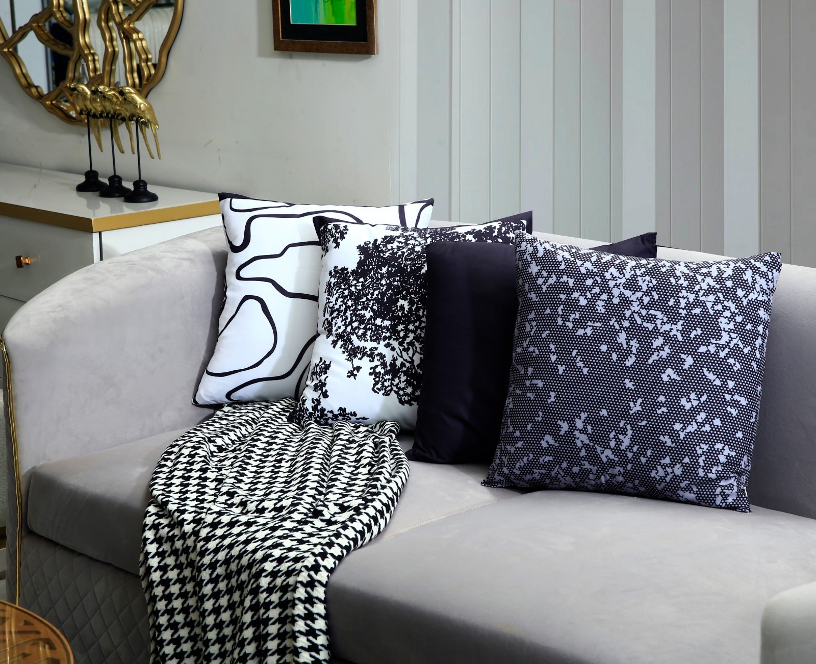 4 PCs Digital Printed Cotton Cushions-Black Art cushions Apricot   